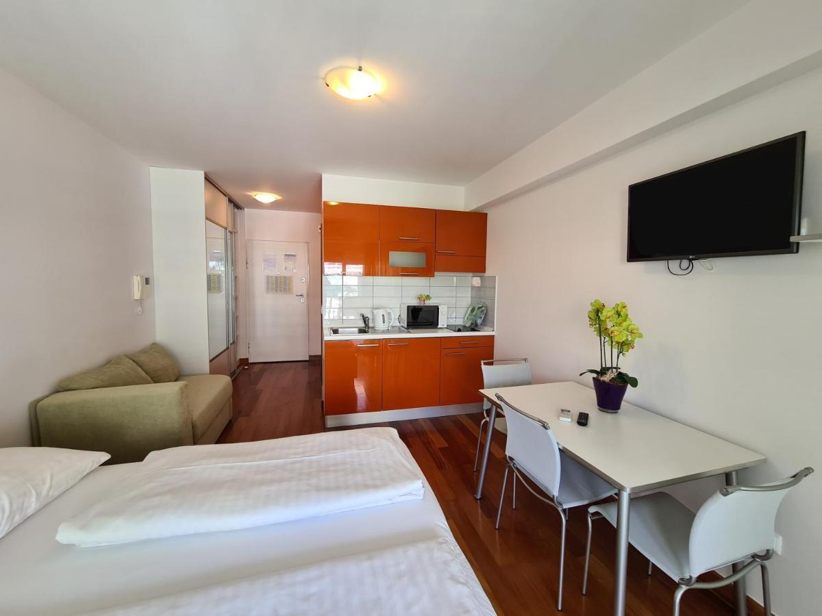Apartments Veronika ماكارسكا المظهر الخارجي الصورة