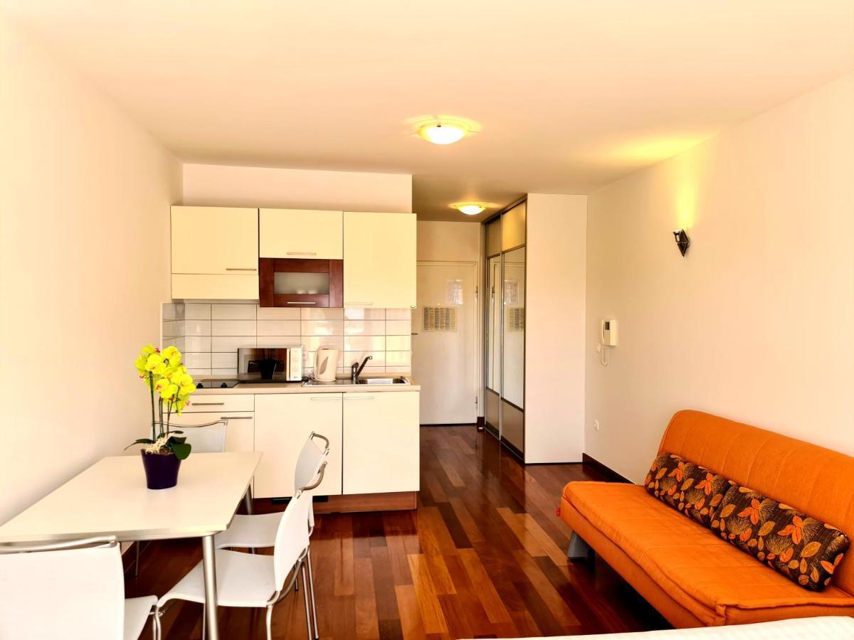 Apartments Veronika ماكارسكا المظهر الخارجي الصورة